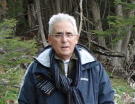 388120_2342128785314_1839357493_n-194x300